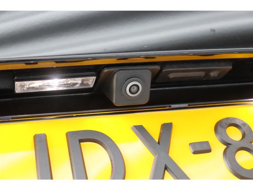 Peugeot 5008 1.2 PURETECH 130PK 7-ZITS ALLURE PACK AUTOMAAT / NAVI / LEDER / CLIMA / PDC / 18" LMV / CAMERA / ... ActivLease financial lease