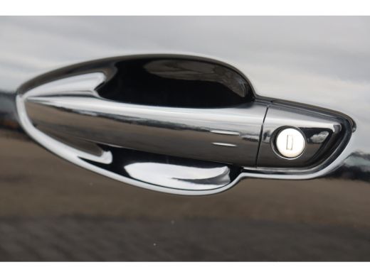 Peugeot 5008 1.2 PURETECH 130PK 7-ZITS ALLURE PACK AUTOMAAT / NAVI / LEDER / CLIMA / PDC / 18" LMV / CAMERA / ... ActivLease financial lease