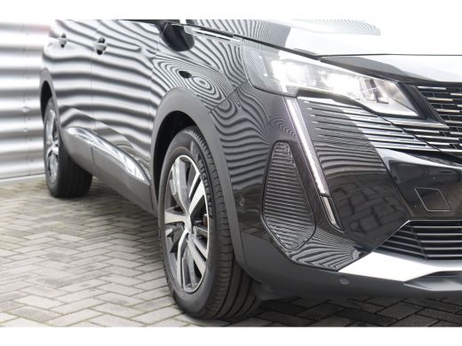 Peugeot 5008 1.2 PURETECH 130PK 7-ZITS ALLURE PACK AUTOMAAT / NAVI / LEDER / CLIMA / PDC / 18" LMV / CAMERA / ... ActivLease financial lease