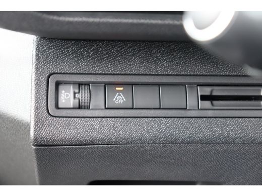 Peugeot 5008 1.2 PURETECH 130PK 7-ZITS ALLURE PACK AUTOMAAT / NAVI / LEDER / CLIMA / PDC / 18" LMV / CAMERA / ... ActivLease financial lease