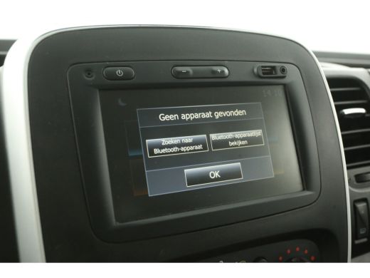 Renault Trafic 2.0 dCi T29 L2H1 | DC | Airco | Cruise | Trekh. | Navi | Imperiaal | Parkeersens. ActivLease financial lease