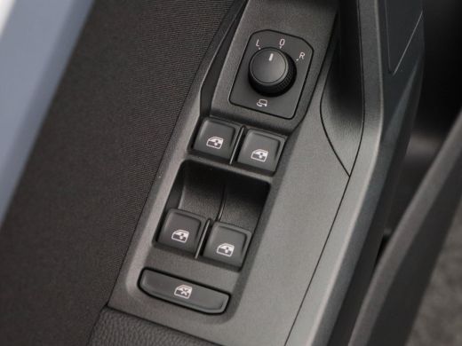 Seat Arona 1.0 TSi 115 Pk Automaat FR Anniversary | Adaptive Cruise | Carplay | LED | Stoel Verwarming | Par... ActivLease financial lease