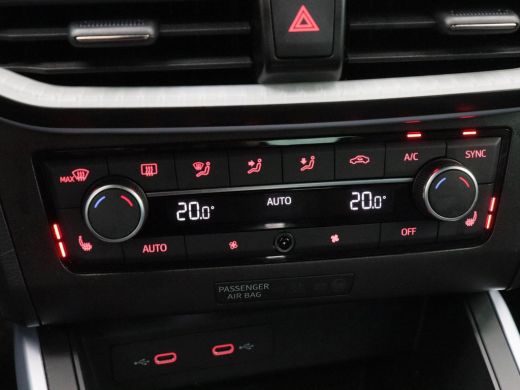 Seat Arona 1.0 TSi 115 Pk Automaat FR Anniversary | Adaptive Cruise | Carplay | LED | Stoel Verwarming | Par... ActivLease financial lease