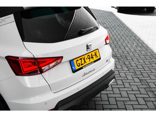Seat Arona FR Anniversary | Achteruitrijcamera | Airconditioning automatisch met 2-zone-temperatuurregeling ... ActivLease financial lease