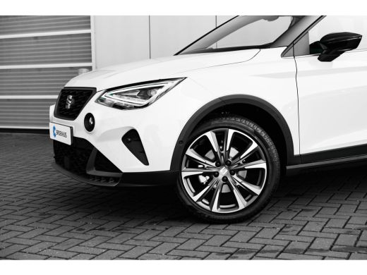 Seat Arona FR Anniversary | Achteruitrijcamera | Airconditioning automatisch met 2-zone-temperatuurregeling ... ActivLease financial lease