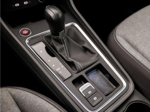 Seat Ateca 1.5 TSI Sport 150Pk Automaat (APPLE CARPLAY, GROOT NAVI, BEATS AUDIO, STUUR/STOELVERWARMING, SPOR... ActivLease financial lease