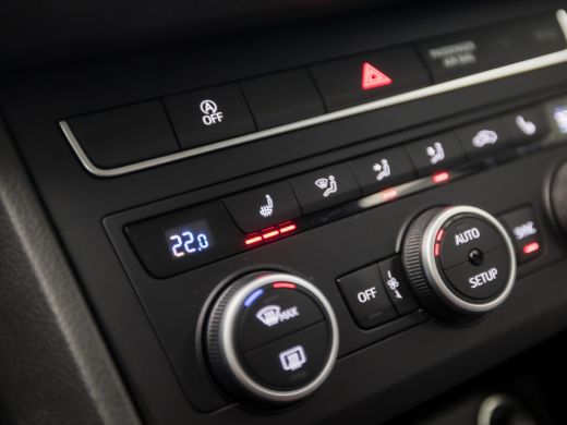 Seat Ateca 1.5 TSI Sport 150Pk Automaat (APPLE CARPLAY, GROOT NAVI, BEATS AUDIO, STUUR/STOELVERWARMING, SPOR... ActivLease financial lease