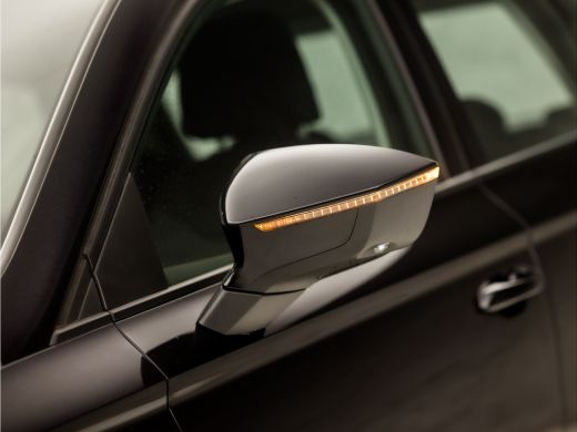 Seat Ateca 1.5 TSI Sport 150Pk Automaat (APPLE CARPLAY, GROOT NAVI, BEATS AUDIO, STUUR/STOELVERWARMING, SPOR... ActivLease financial lease