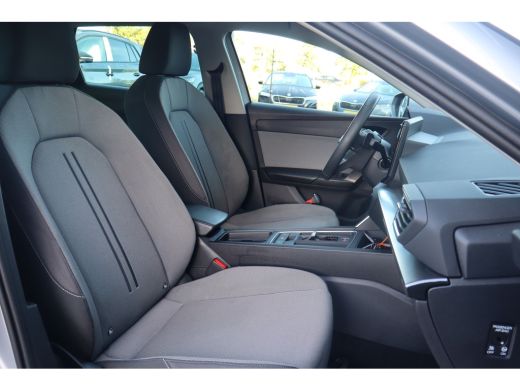 Seat Leon 1.0 eTSI Style Business Intense 110PK | Achteruitrijcamera | Cruise control adaptief | Keyless start ActivLease financial lease