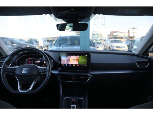 Seat Leon 1.0 eTSI Style Business Intense 110PK | Achteruitrijcamera | Cruise control adaptief | Keyless start ActivLease financial lease