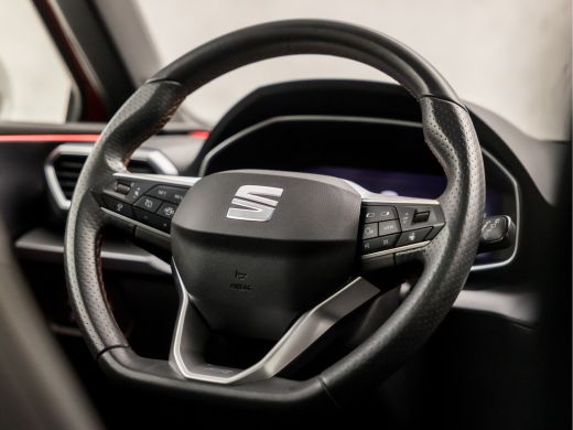 Seat Leon 1.5 TSI FR Sport Automaat (SCHUIFDAK, APPLE CARPLAY, VIRTUAL COCKPIT, CAMERA, STOEL/STUURVERWARMI... ActivLease financial lease