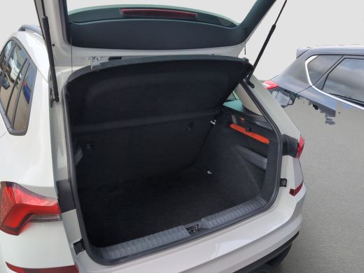 Skoda Kamiq 1.0 TSI Ambition110pk Automaat | Apple Carplay | Cruise Control | Airco ActivLease financial lease