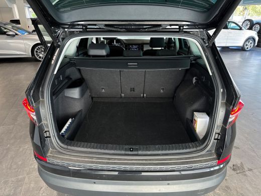 Skoda Kodiaq 1.5 150pk TSI Business Edition Verwarmbare voorruit | Verwarmbare voorstoelen | Adaptive Cruise C... ActivLease financial lease