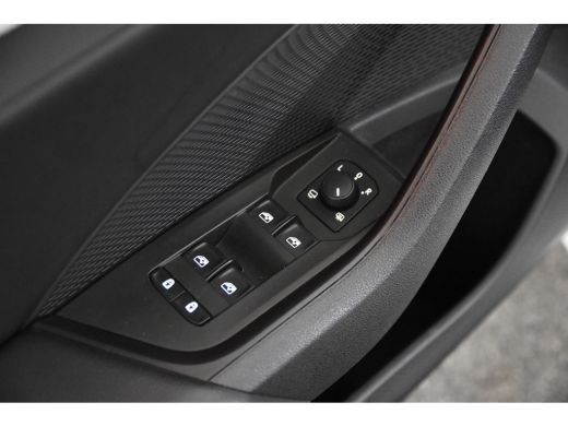 Skoda Octavia Combi DSG *1ste Eigenaar*Navigatie*Stoelverwarming* ActivLease financial lease