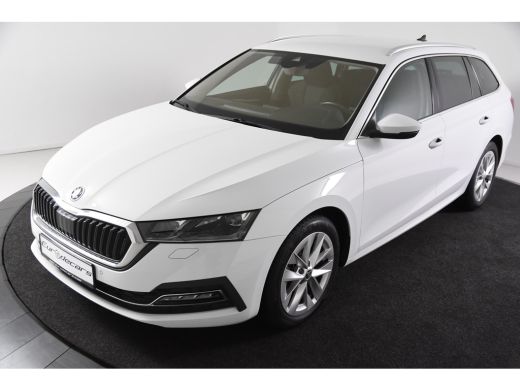 Skoda Octavia Combi DSG *1ste Eigenaar*Navigatie*Stoelverwarming* ActivLease financial lease