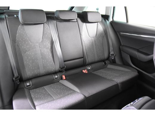 Skoda Octavia Combi DSG *1ste Eigenaar*Navigatie*Stoelverwarming* ActivLease financial lease