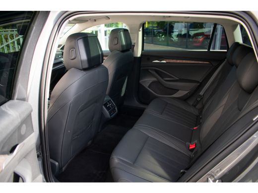 Skoda Superb Combi 1.5 TSI MHEV Business Edition -Pano-LED-Keyless-Stoelvent en mass.-ACC- ActivLease financial lease