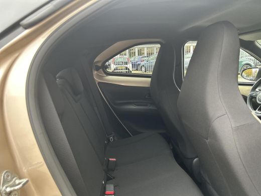 Toyota Aygo 1.0 VVT-i S-CVT Pulse ActivLease financial lease