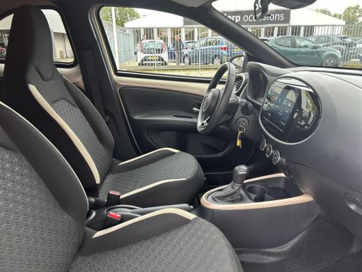 Toyota Aygo 1.0 VVT-i S-CVT Pulse ActivLease financial lease