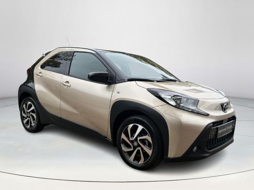 Toyota Aygo 1.0 VVT-i S-CVT Pulse ActivLease financial lease