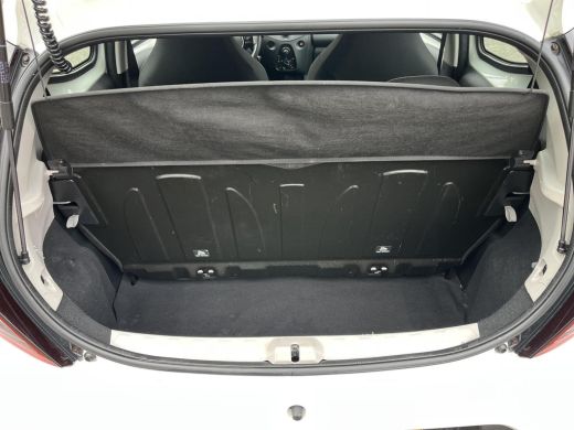 Toyota Aygo 1.0 VVT-i x-fun | 5 deurs | Airconditioning | Fietsendragerbeugel | Bluetooth | ActivLease financial lease