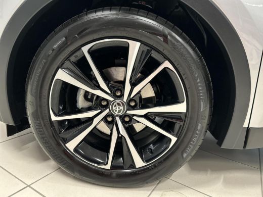 Toyota C-HR 1.8 Hybrid 140 Dynamic ActivLease financial lease