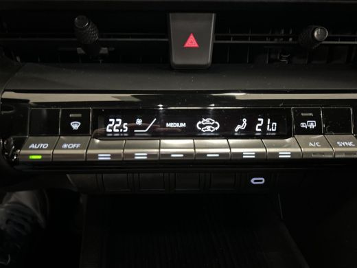 Toyota C-HR 1.8 Hybrid 140 Dynamic ActivLease financial lease