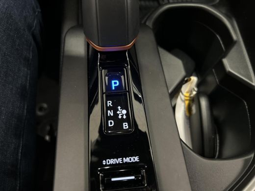 Toyota C-HR 1.8 Hybrid 140 Dynamic ActivLease financial lease