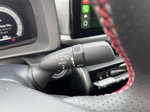 Toyota C-HR 2.0 Plug-in Hybrid 220 GR SPORT | Navigatie | Apple CarPlay/Android auto | Achteruitrijcamera | E... ActivLease financial lease