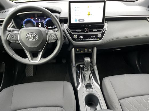 Toyota Corolla Cross Hybrid 200 Dynamic | Stoel- + stuurverwarming | Navigatie | Keyless entry | LED koplampen | ActivLease financial lease