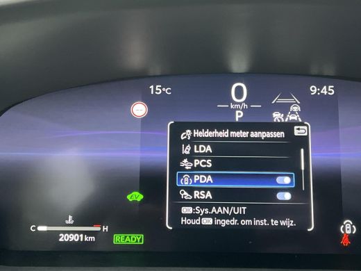 Toyota Corolla Cross Hybrid 200 Dynamic | Stoel- + stuurverwarming | Navigatie | Keyless entry | LED koplampen | ActivLease financial lease