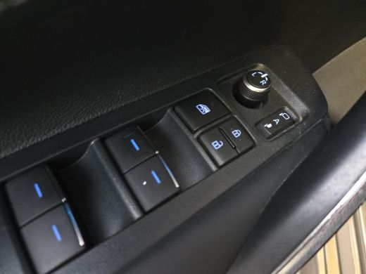 Toyota Corolla Touring Sports 2.0 Hybrid Dynamic | Trekhaak | Apple CarPlay | Rijklaarprijs incl. garantie | ActivLease financial lease