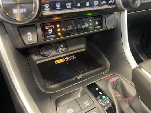 Toyota RAV4 2.5 Plug-in Hybrid AWD Bi-Tone Plus ActivLease financial lease