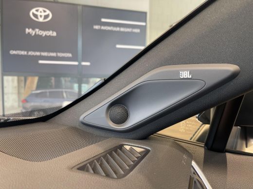 Toyota RAV4 2.5 Plug-in Hybrid AWD Bi-Tone Plus ActivLease financial lease