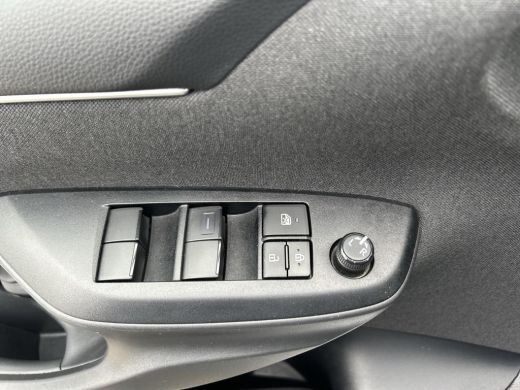 Toyota Yaris 1.5 Hybrid Dynamic ActivLease financial lease