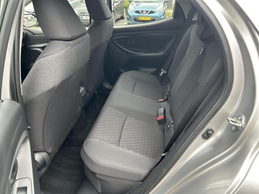 Toyota Yaris 1.5 Hybrid Dynamic ActivLease financial lease