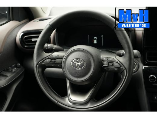 Toyota Yaris Cross 1.5 Hybrid 130 Executive|STUUR/STOELVERW. ActivLease financial lease