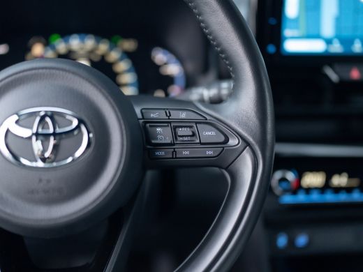 Toyota Yaris Cross 1.5 Hybrid AWD Adventure | Blind Spot | Stoel & Stuur verw. | Parkeersensoren | Prijs Rijklaar!! ActivLease financial lease