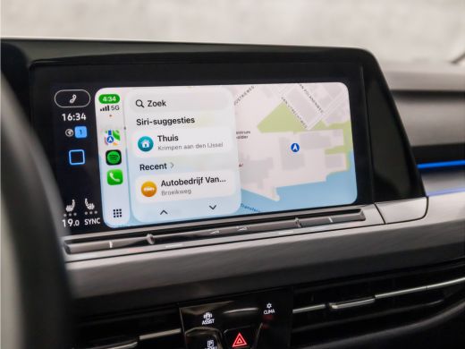 Volkswagen Golf 1.5 TSI Sport (SCHUIFDAK, 4 CILINDER, MEMORY SEATS, HEAD-UP DISPLAY, STUUR/STOELVERWARMING, DYNAM... ActivLease financial lease