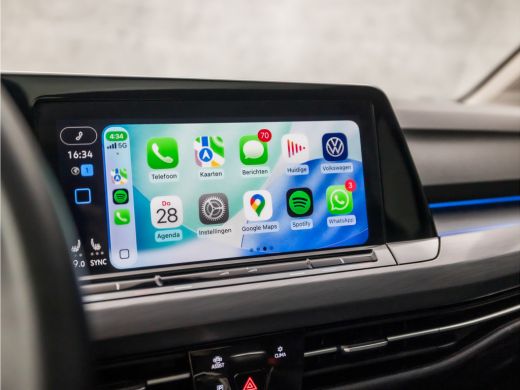 Volkswagen Golf 1.5 TSI Sport (SCHUIFDAK, 4 CILINDER, MEMORY SEATS, HEAD-UP DISPLAY, STUUR/STOELVERWARMING, DYNAM... ActivLease financial lease