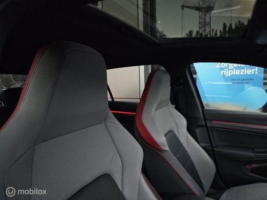 Volkswagen Golf 2.0 TSI GTI Panorama/IQ Light/Leder/Keyless ActivLease financial lease