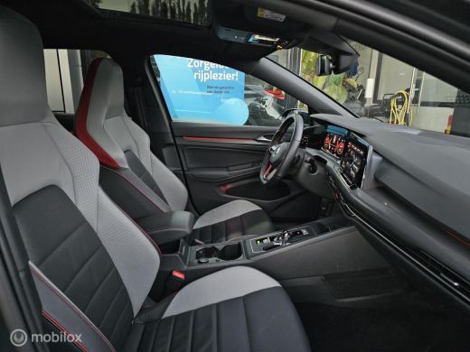 Volkswagen Golf 2.0 TSI GTI Panorama/IQ Light/Leder/Keyless ActivLease financial lease