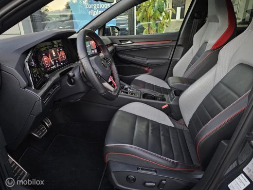 Volkswagen Golf 2.0 TSI GTI Panorama/IQ Light/Leder/Keyless ActivLease financial lease