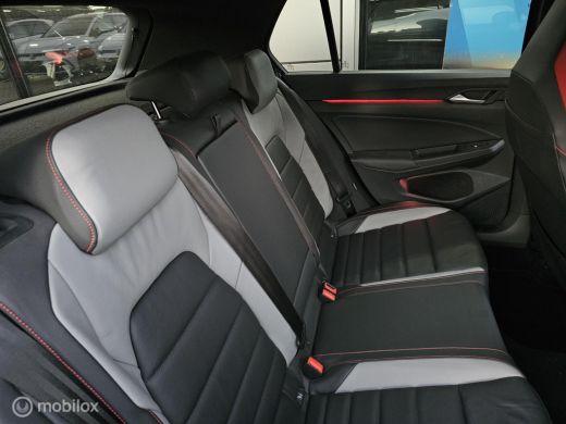 Volkswagen Golf 2.0 TSI GTI Panorama/IQ Light/Leder/Keyless ActivLease financial lease