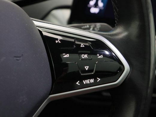 Volkswagen ID.4 First Max 77 kWh 205 Pk Automaat | Panoramadak | 360 Camera | Sensoren | Elektrische Achterklep |... ActivLease financial lease