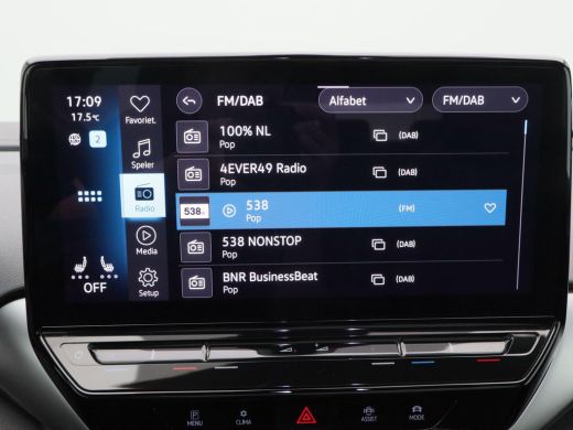 Volkswagen ID.4 First Max 77 kWh 205 Pk Automaat | Panoramadak | 360 Camera | Sensoren | Elektrische Achterklep |... ActivLease financial lease