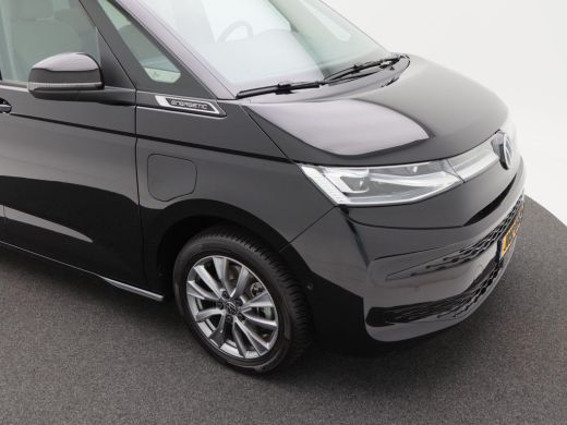 Volkswagen Multivan 1.4 eHybrid 218 Pk Automaat 6-Persoons | Elektrische schuifdeur | Trekhaak | Panoramadak | LED | ... ActivLease financial lease