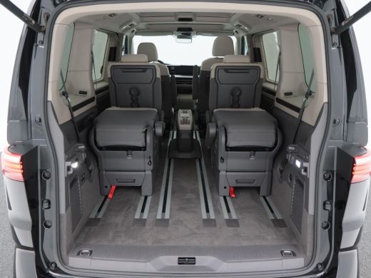 Volkswagen Multivan 1.4 eHybrid 218 Pk Automaat 6-Persoons | Elektrische schuifdeur | Trekhaak | Panoramadak | LED | ... ActivLease financial lease