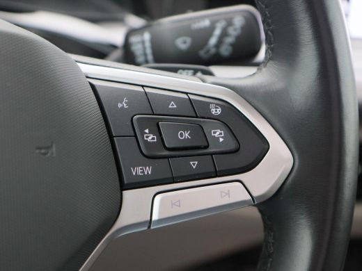 Volkswagen Multivan 1.4 eHybrid 218 Pk Automaat 6-Persoons | Elektrische schuifdeur | Trekhaak | Panoramadak | LED | ... ActivLease financial lease