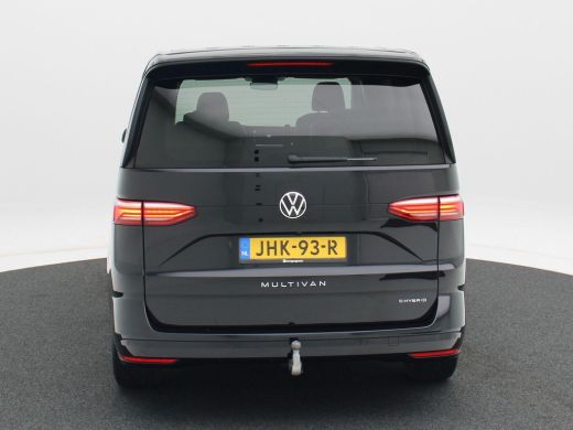Volkswagen Multivan 1.4 eHybrid 218 Pk Automaat 6-Persoons | Elektrische schuifdeur | Trekhaak | Panoramadak | LED | ... ActivLease financial lease